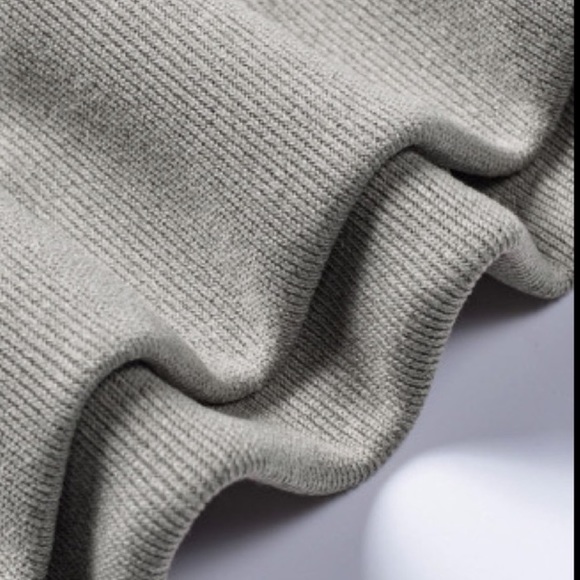 New Tan Ribbed Shoulder Zip Top - Picture 11 of 12